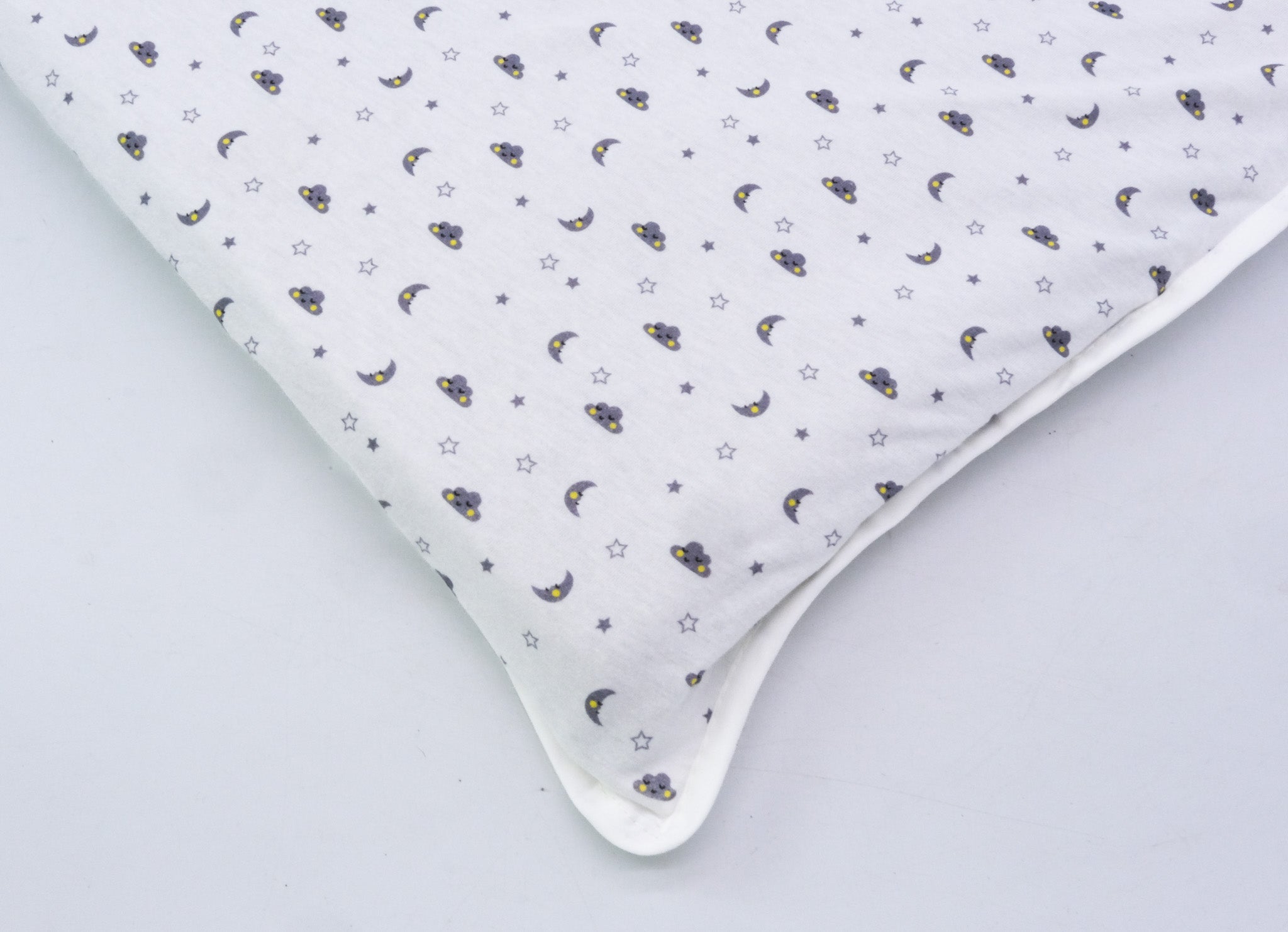 MOON & CLOUDS COTTON SHEET - FOR IDEAL BASSINET